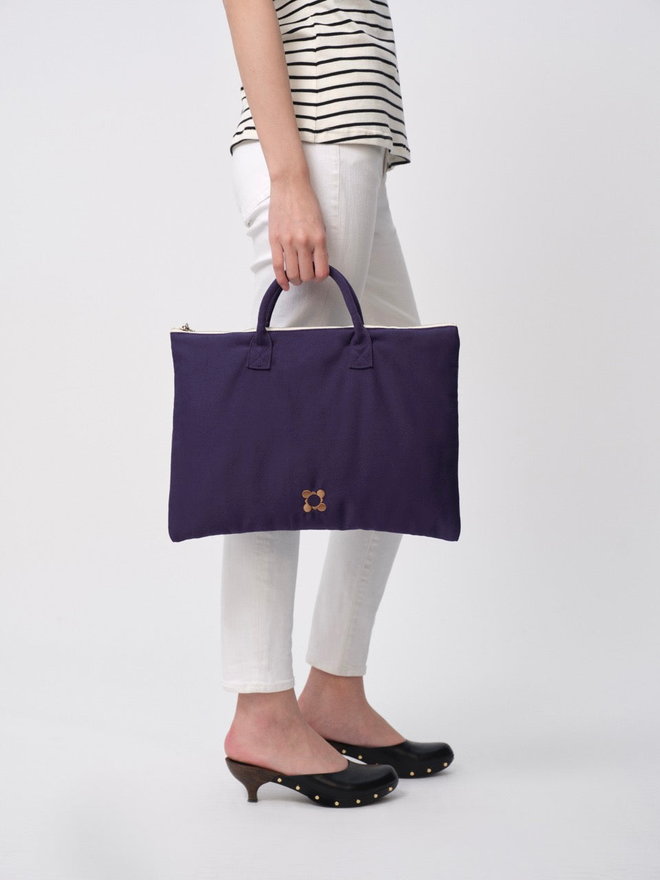 Oyster Collection Laptop Sleeve Pearl