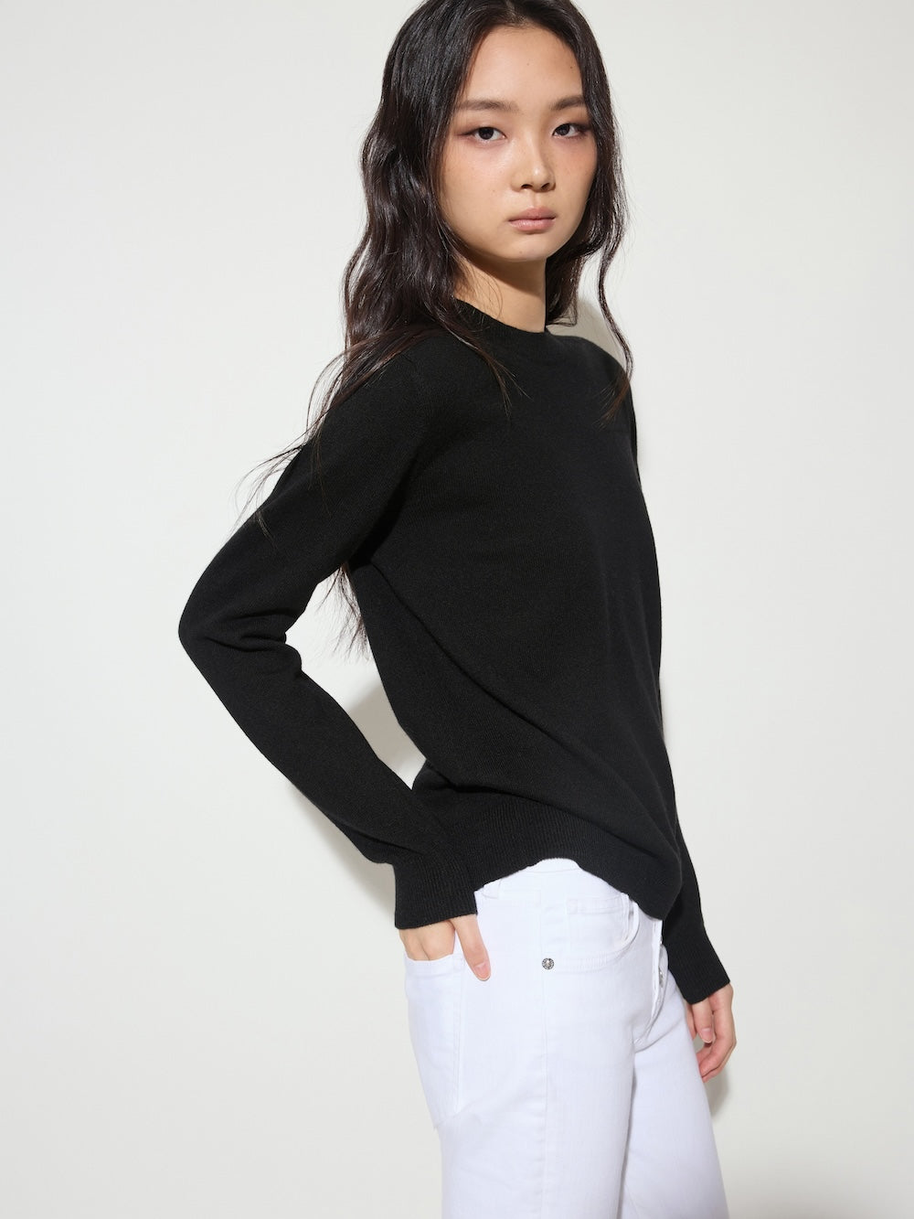 The Designer Ink Sofa Crew Neck Cashmere Sweater