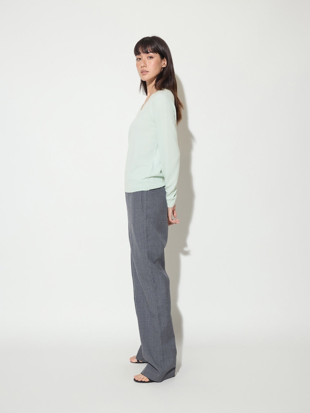 The Curator Jade Sofa V neck Cashmere Sweater