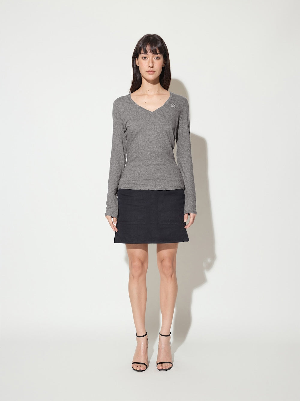 The Traveler Ash Sofa Cotton V neck Long Sleeve