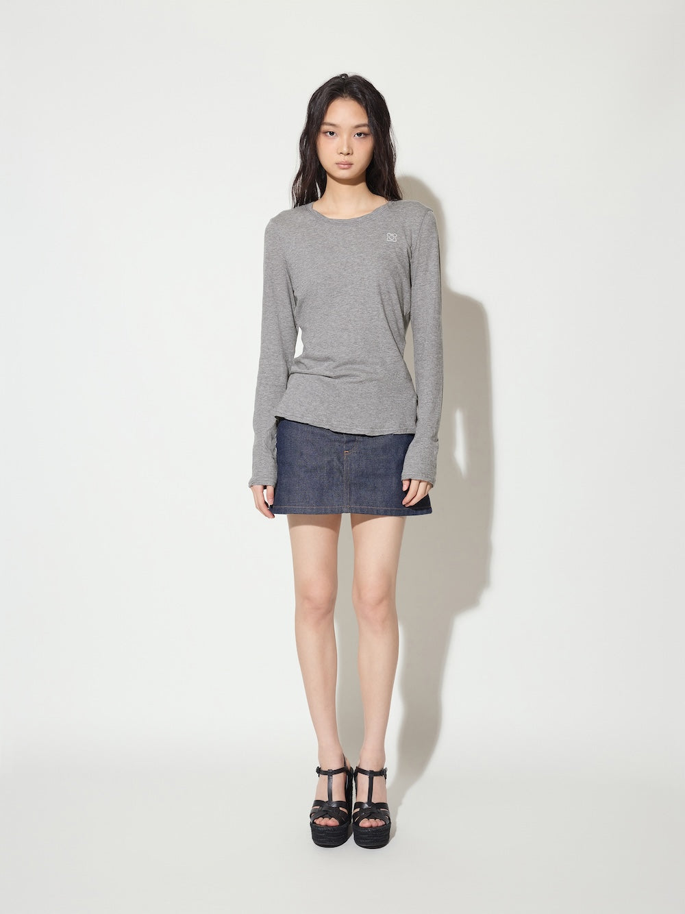 The Traveler Marble Sofa Cotton Crew Neck Long Sleeve