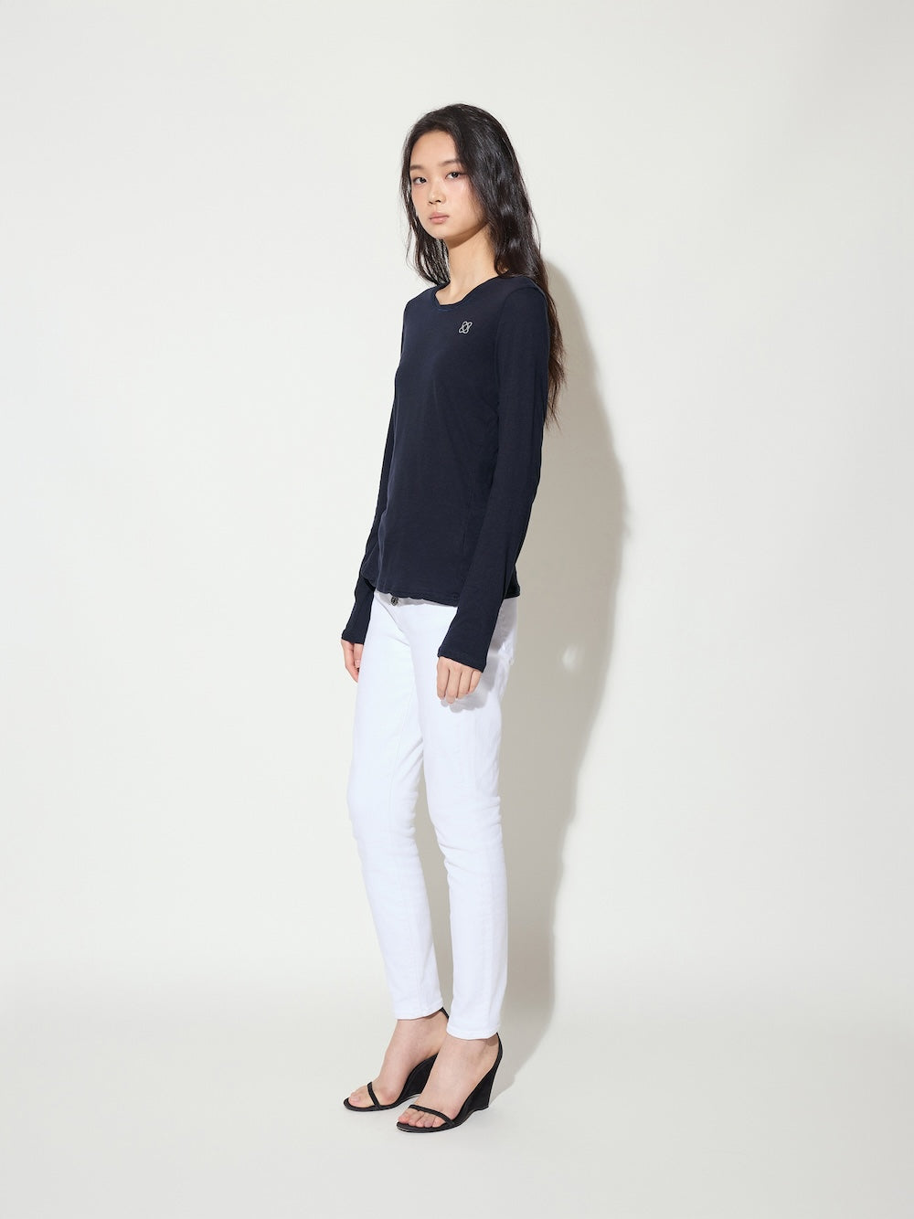 The Traveler Marine Sofa Cotton Crew Neck Long Sleeve