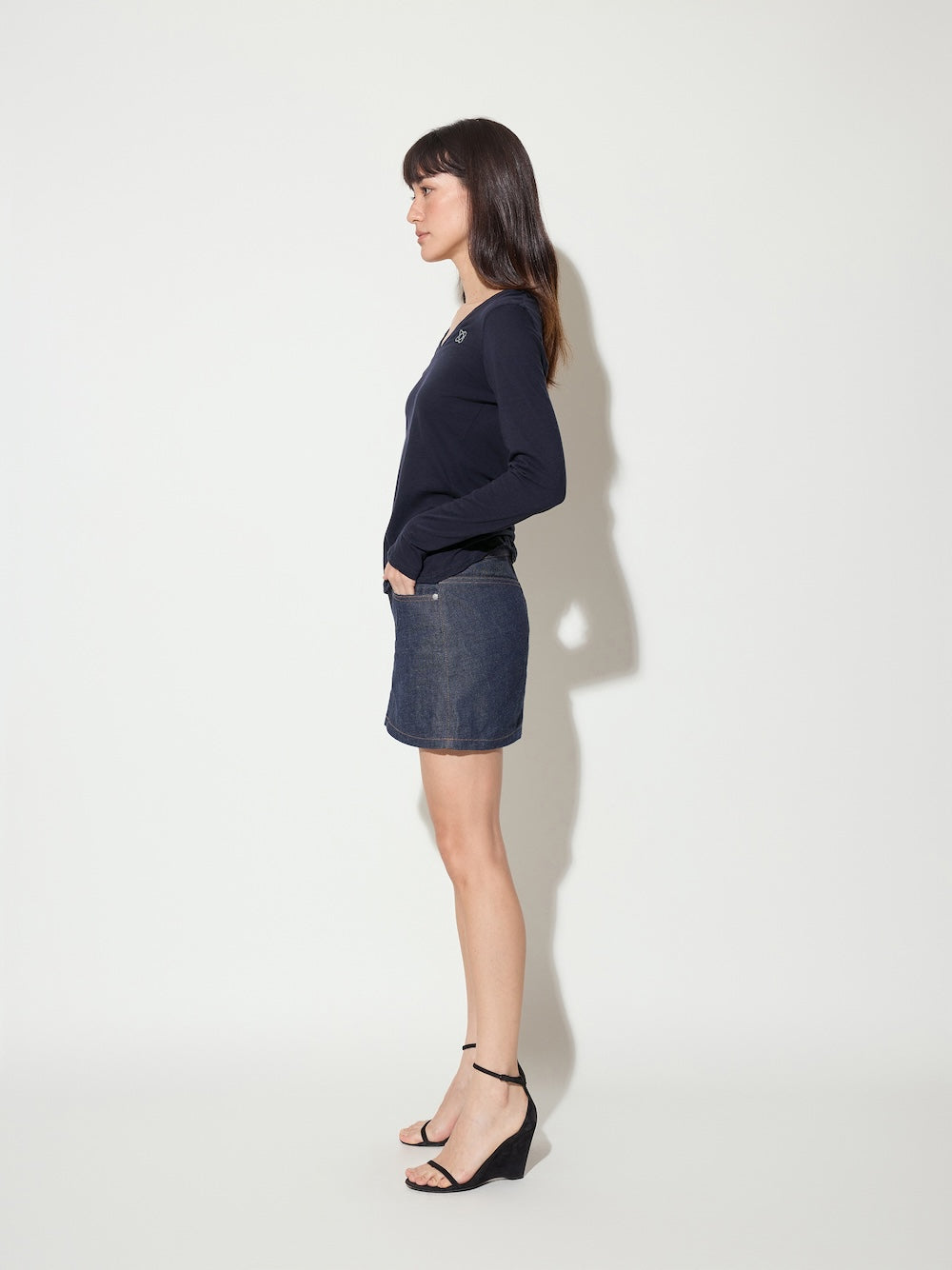 The Traveler Marine Sofa Cotton V neck Long Sleeve
