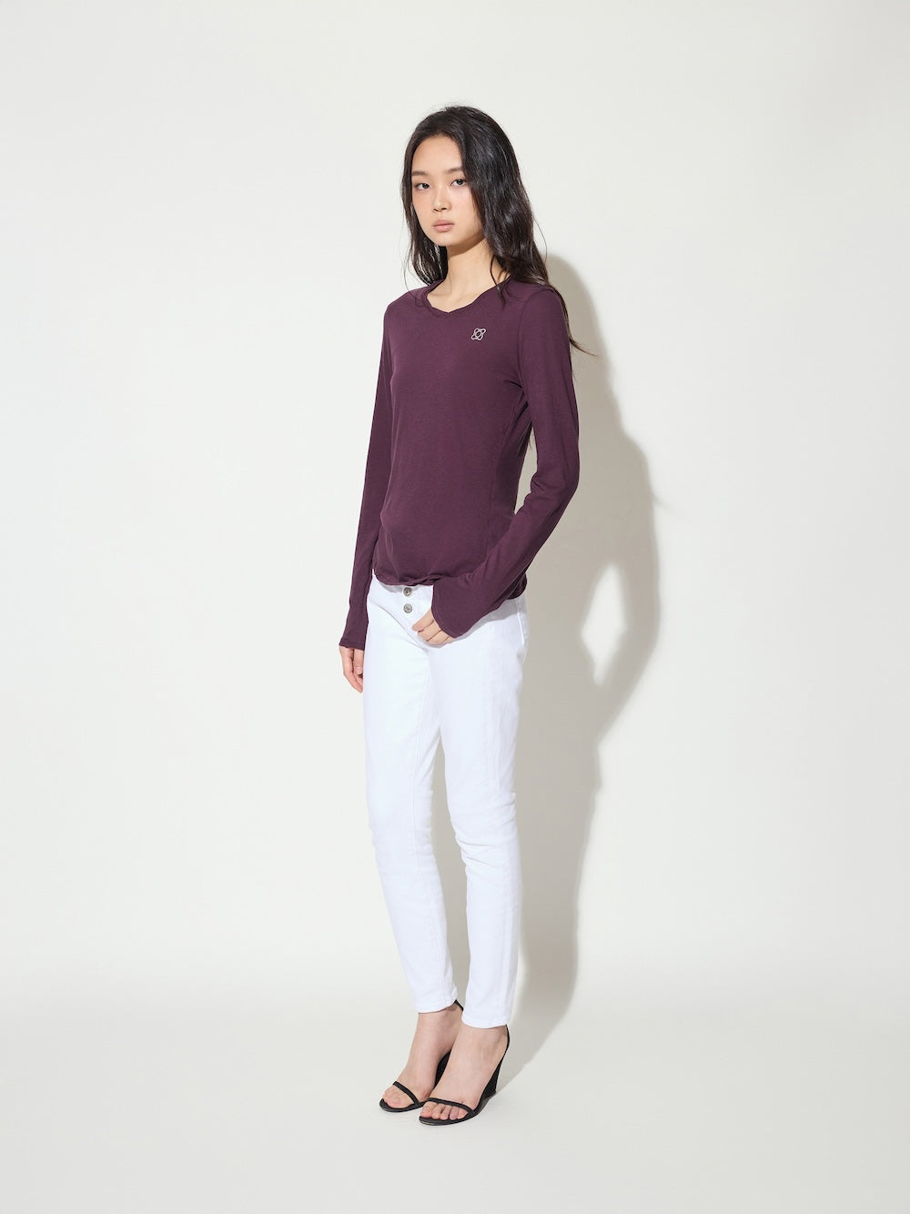 The Traveler Mulberry Sofa Cotton Crew Neck Long Sleeve