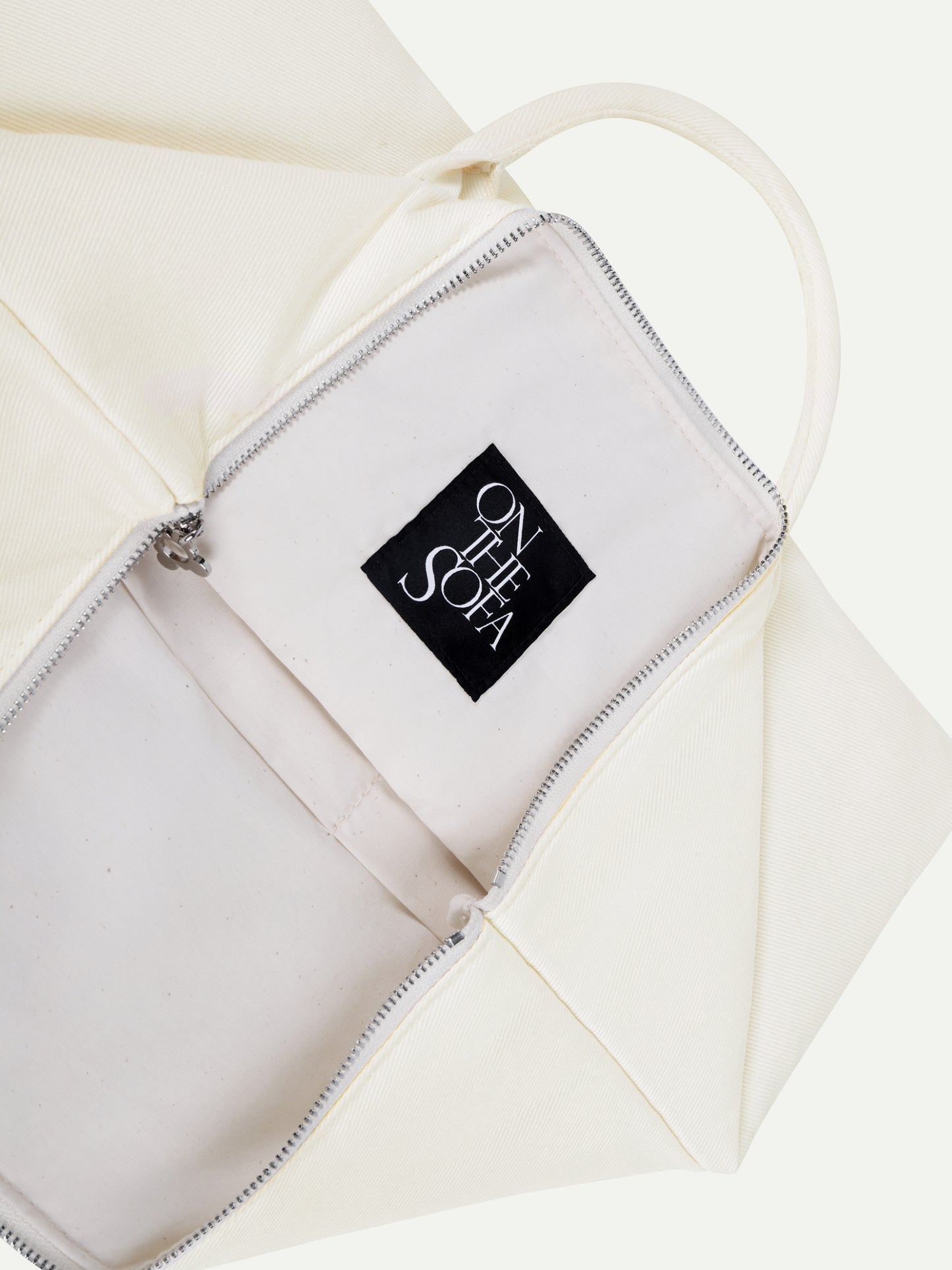 Oyster Collection Laptop Sleeve Pearl