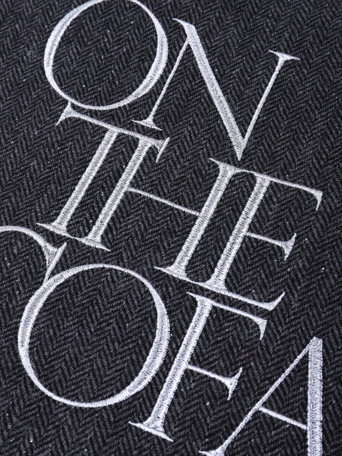 Limited Editions Sofa baobao Turin